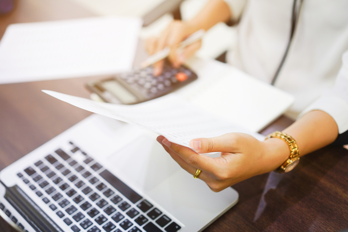 What to Expect When Outsourcing Payroll to a PEO   